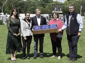 Olympic gold medallist Nick Skelton given award in recognition of his Hickstead achievements